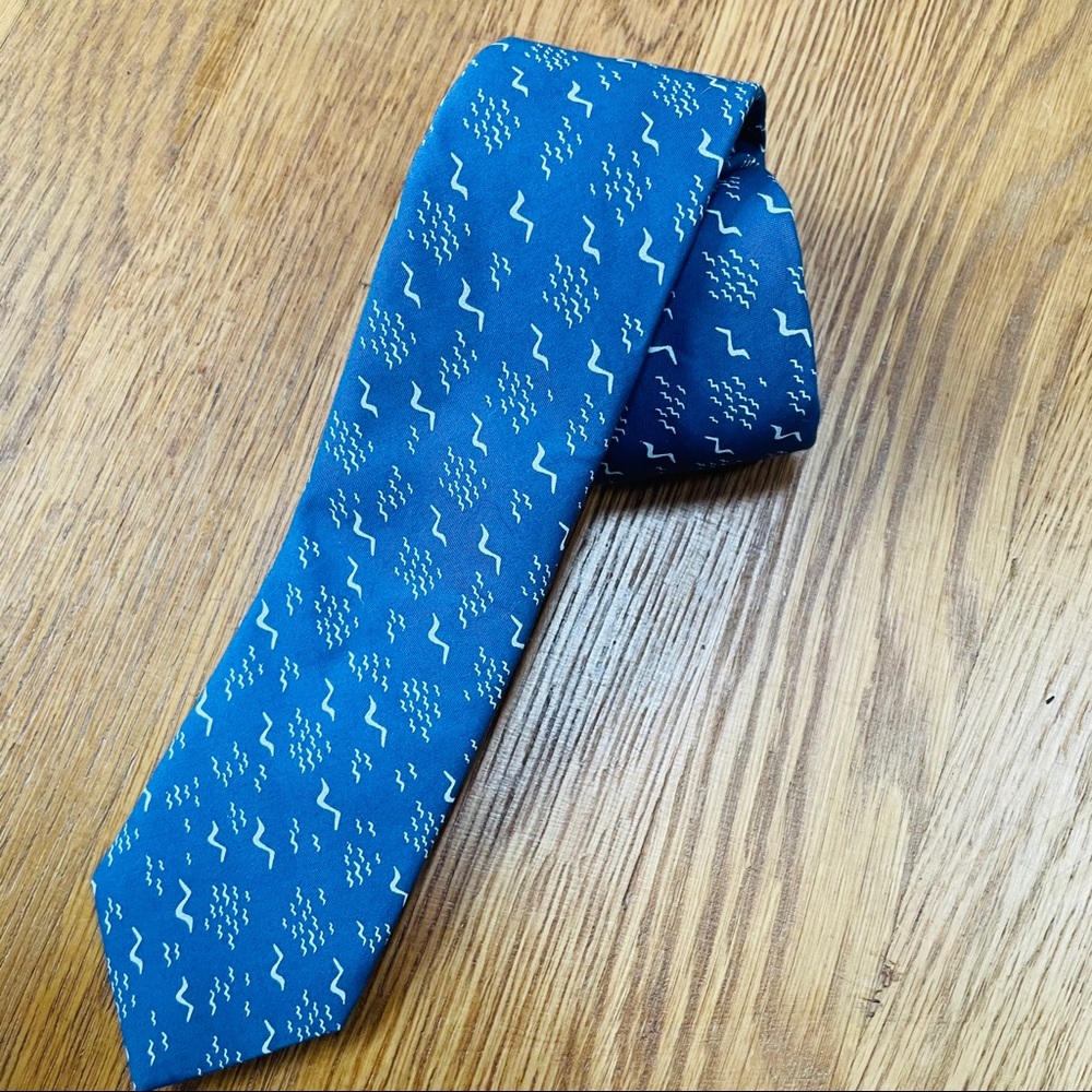 Vineyard Vines Flock of Birds Tie- NWOT